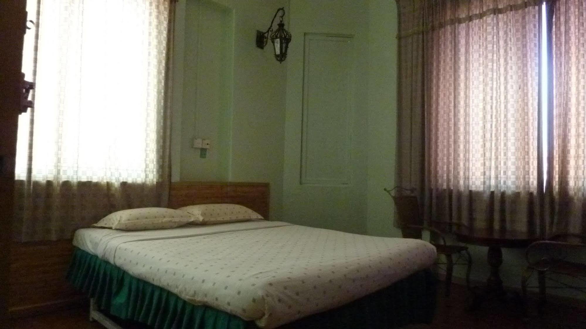 7 Hung Hung Inn Kota Kinabalu Zewnętrze zdjęcie