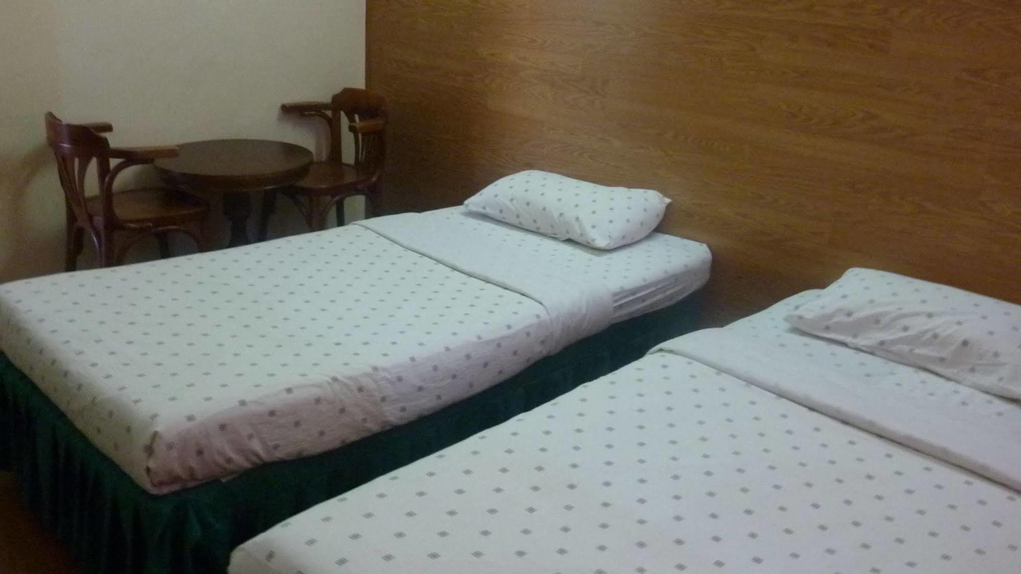 7 Hung Hung Inn Kota Kinabalu Zewnętrze zdjęcie